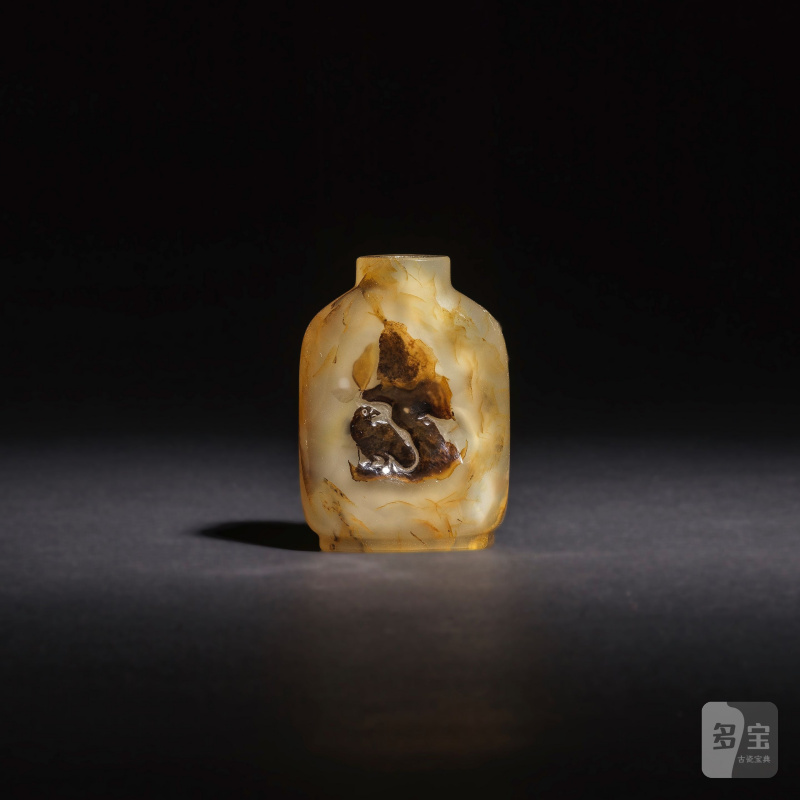 清 十八/十九世紀 瑪瑙巧雕鼻煙壺 | TABATIÈRE EN AGATE SCULPTÉE - 图1